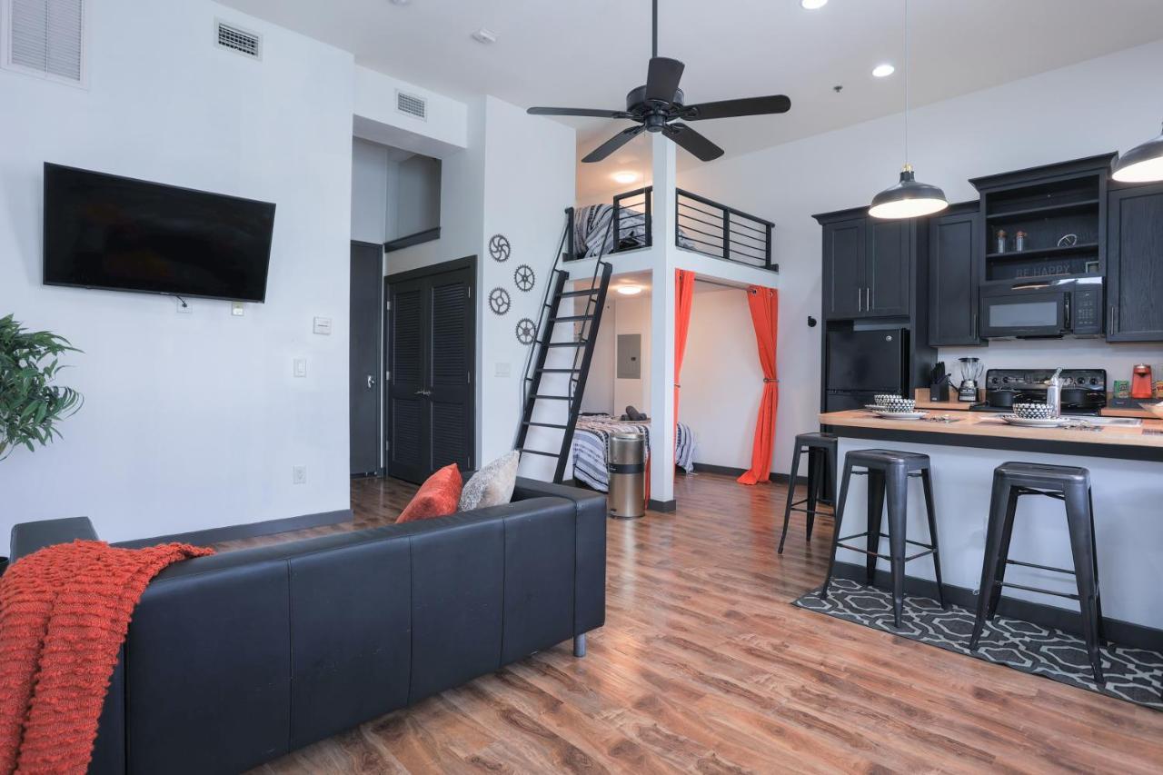 Old West Studio Lofts West Tampa Eksteriør billede