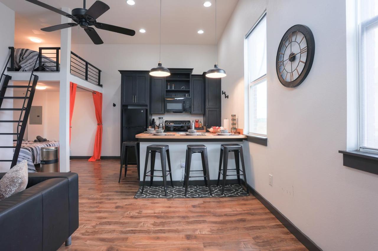 Old West Studio Lofts West Tampa Eksteriør billede